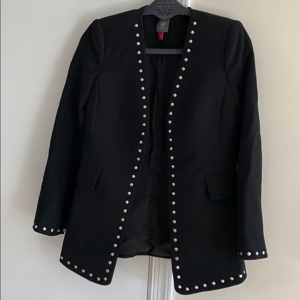 Blazer - Picture 2 of 2